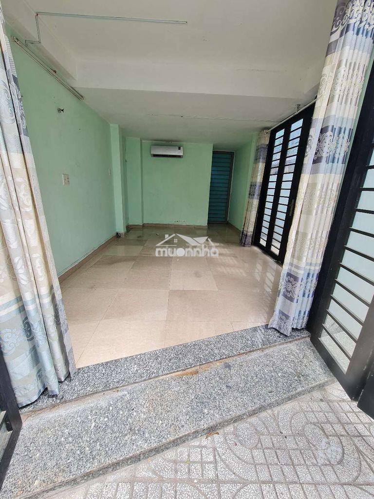 Cho thuê phòng trệt 2 mặt hẻm có sân rộng 25m² - 2