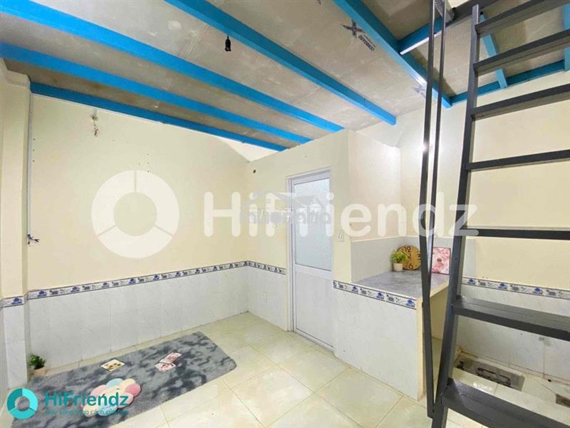 Trọ 1 trệt 1 lầu kế khu tên lửa sẵn máy lạnh - gác cao 2m5 đứng thẳng