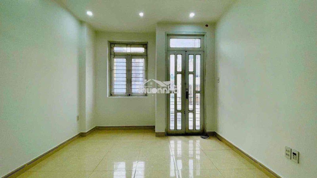 Bán nhà trần phú quận 5 - 39m2 5 tầng 7 pn - 8 tỷ x tl - 3