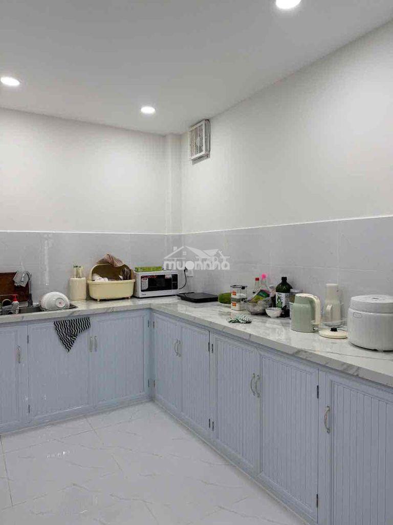Cho thuê nhà hẻm 1041 - sát him lam - p. tân hưng q7 ( hẻm xe hơi) - 2