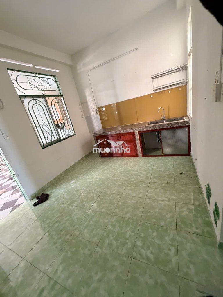 Bán căn hộ chung cư 242- 244 phan văn khỏe p5, q6