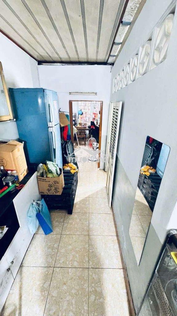 Nhà nguyễn khoái q4- 50m2 - 2 lầu đúc- hẻm 1 xẹt- 4 tỷ nhỉnh - 4