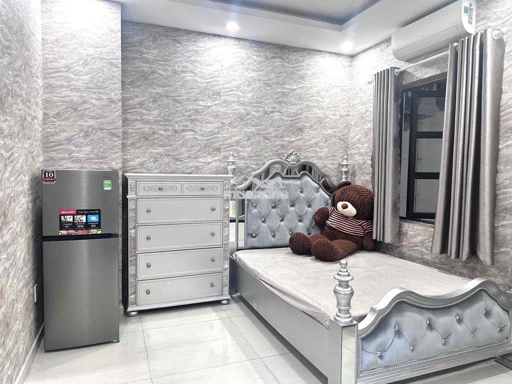 Cho thuê chdv full nội thất cao cấp có ban công view siêu đẹp khu city - 2