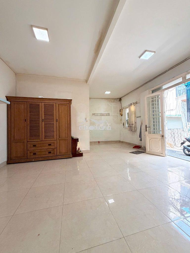 Nhà 2 tầng, 67m2 đất cao xuân dục p12. q8 - 2