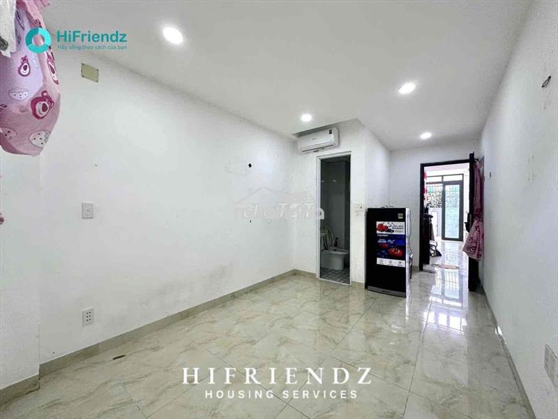 Phòng trọ sẵn máy lạnh tủ lạnh kệ bếp ở 2 người giá rẻ