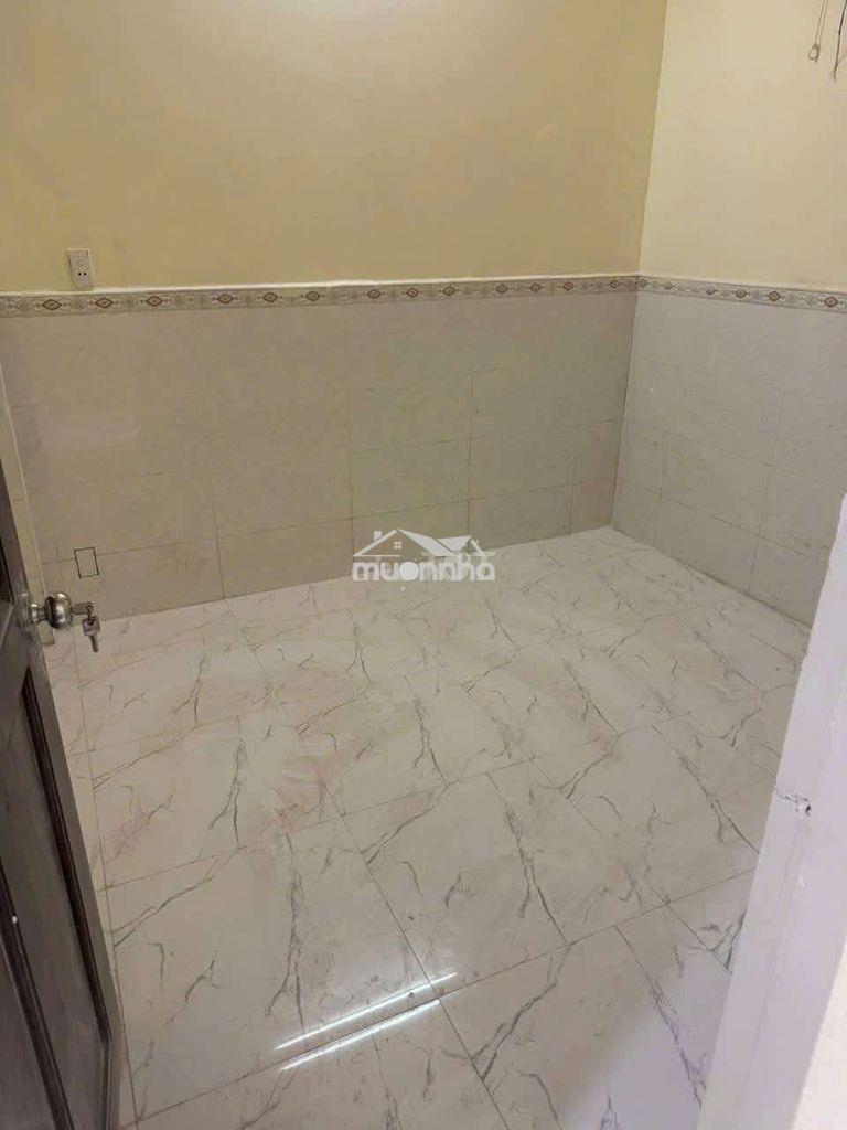 Nhà 4x20m 1 lầu 3pn hẻm xe hơi tân kỳ tân quý chỉ 12 triệu - 4