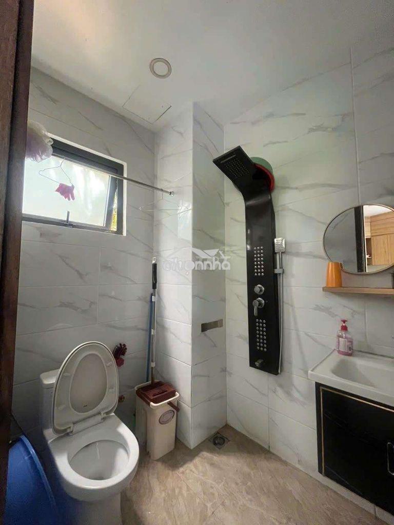 Nhà đẹp thoáng mát gần vòng xoay gò dưa - 3