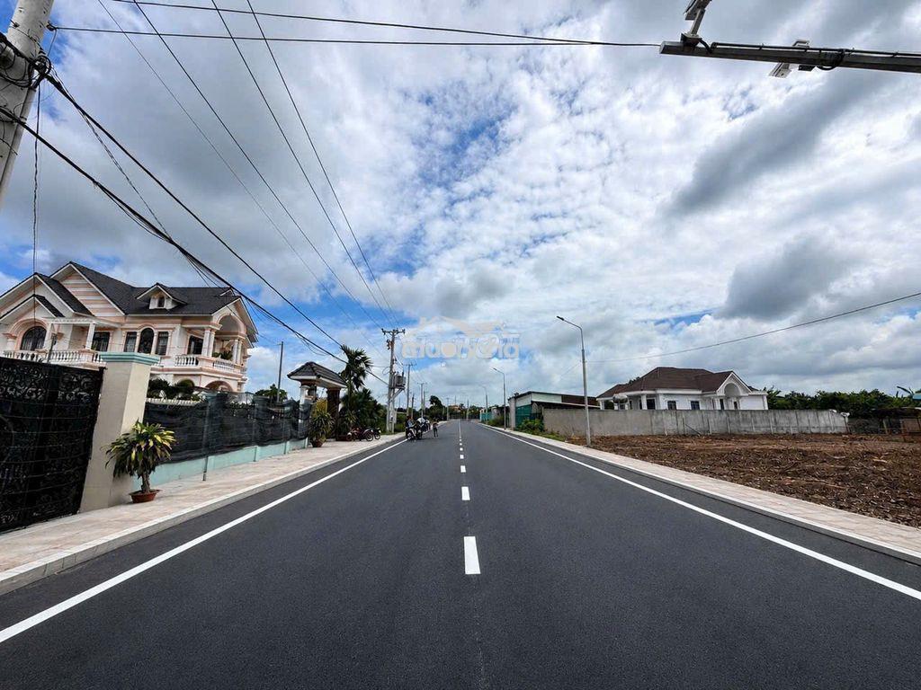 Tài chính 300 triệu muốn mua đất gần sông mát mẻ liên hệ em - 4
