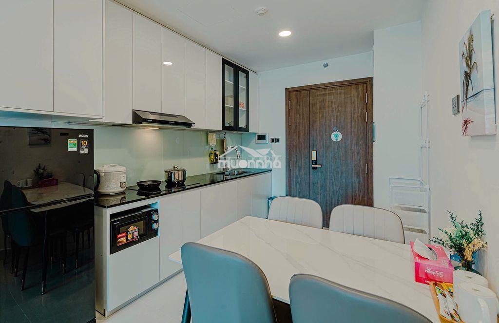 Căn hộ saigon royal-2pn- 6.8 - nội thất đẹp - 2