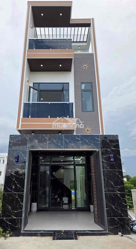 Bán nhà mới hoàn thiện full nội thất như hình-sát kcn nam tân uyên