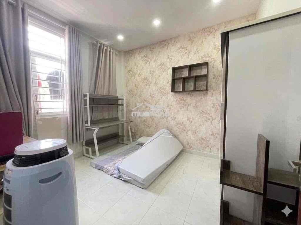 Bán nhà hẻm xe hơi đường 3 tháng 2, phường 12, q.10 75m2 9 phòng - 4