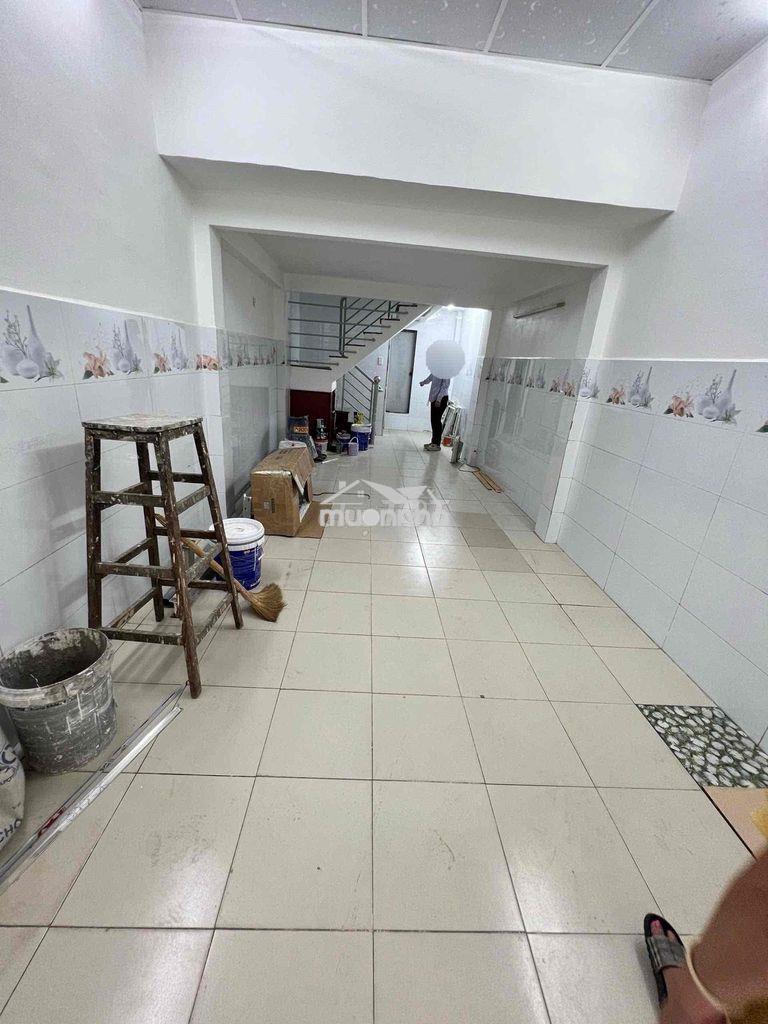 Cho thuê nhà 3/2 q11 hẻm 4m nhà mới trệt 4 lầu st 4 pn 4 wc 17tr tl