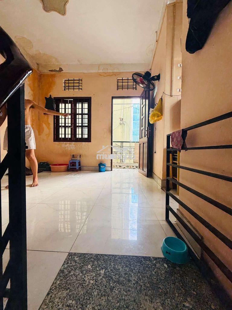 Nguyễn văn cừ q1-3tầng(4,5×8)3pn 3wc - 2