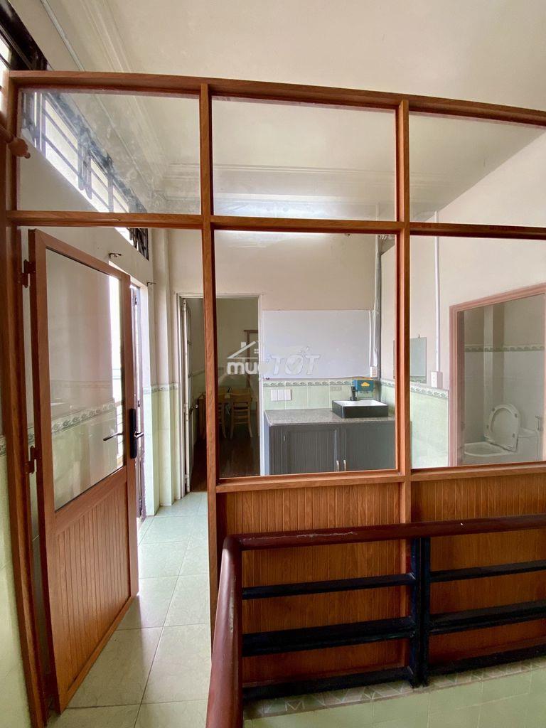 Full tầng 80m2 có ban công - 2