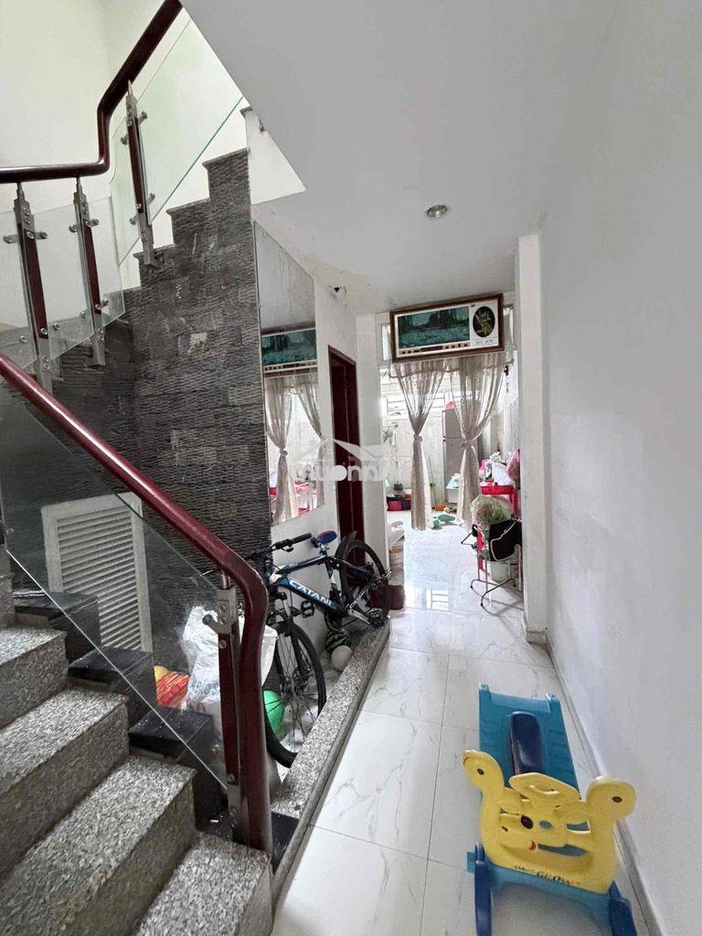 Nhà đẹp 4 tầng gần siêu thị eon cao lỗ - 2