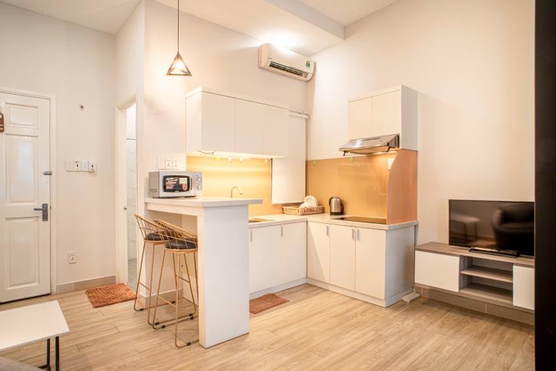 Cho thuê căn hộ 1 phòng ngủ balcony  - thang máy - chợ bến thành - đại học văn lang - hoa sen - takashimaya - 2