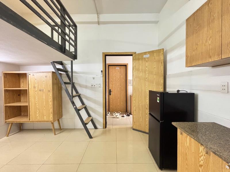 Cho thuê phòng trọ có gác máy lạnh gần đại học công thương và mũi tàu trường chinh cộng hoà - 2