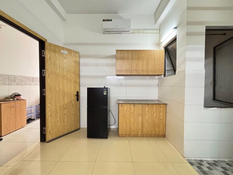 Cho thuê phòng trọ có gác máy lạnh gần đại học công thương và mũi tàu trường chinh cộng hoà - 4