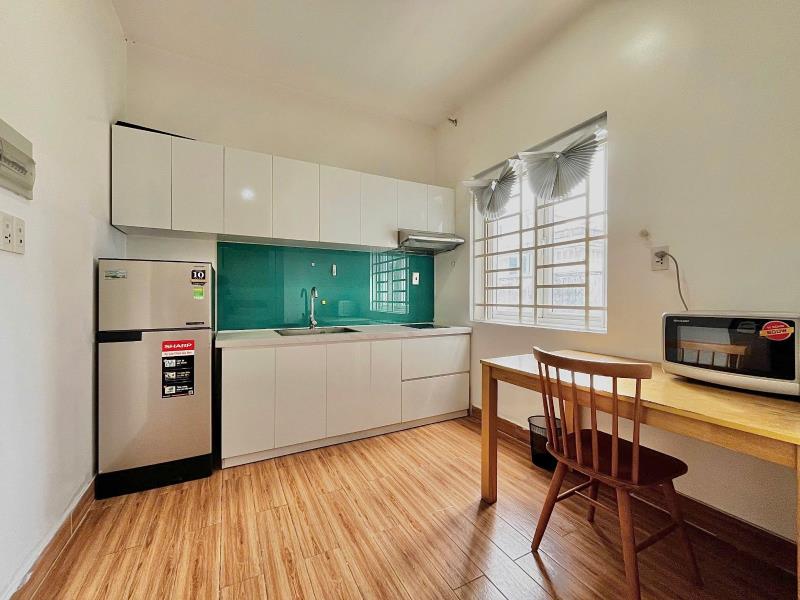 1pn tách bếp 40m2 full trần khắc chân tân định gần đại học ueh - viện isb quận 1 - 2