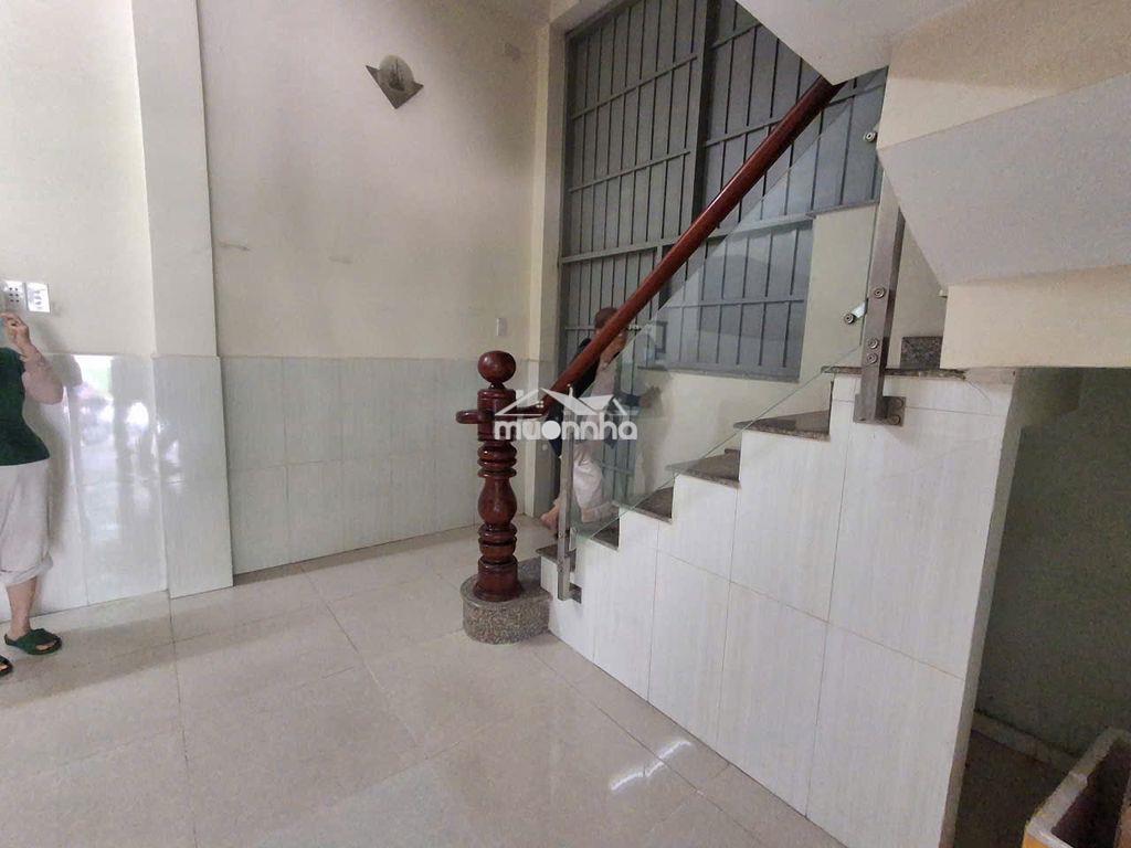 Nhà cho thuê 4x15 - phan văn hớn 1 sẹc - bà điểm - 9 triệu/tháng - 3