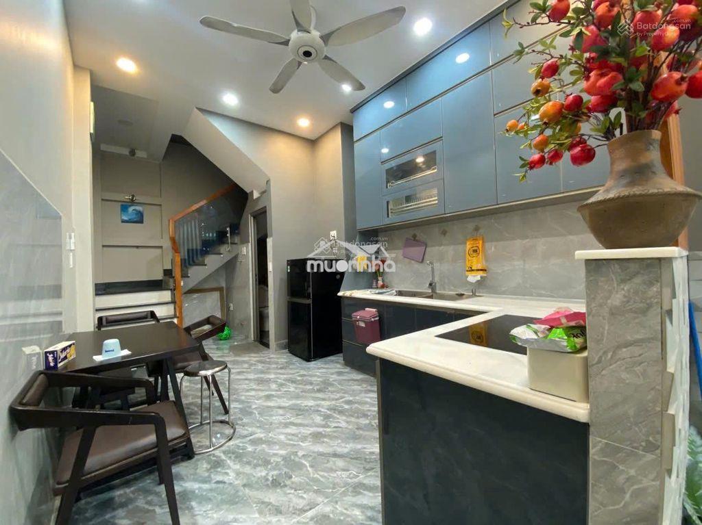 Cho thuê nhà 1 trệt 2 lầu sân thượng. hẻm 618 quang trung p11 gv - 2