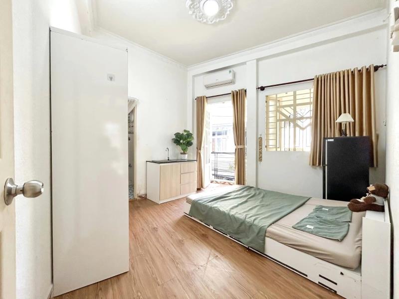 Ban công thoáng – gần hutech, uef, hiu | phùng văn cung, phú nhuận - 3