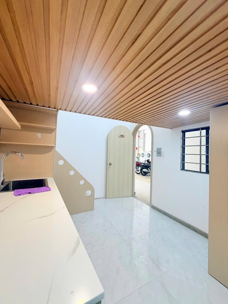 Cho thuê căn hộ duplex gác lửng cao cấp, thiết kế hiện đại độc đáo gần học viện cán bộ, văn lang cơ sở 2 - 4