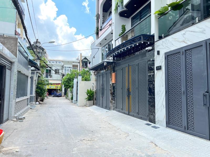 🌟 Bán nhà gần cv phần mềm quang trung, quận 12 – 100m² – hẻm xe hơi – 6 phòng – chỉ 6tỷ2