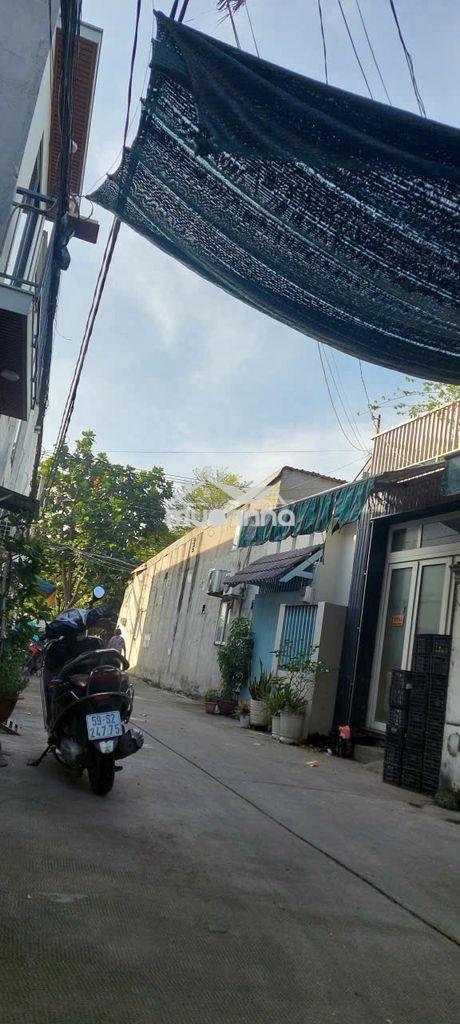 Bán nhà hẻm xe hơi, đường c4 phạm hùng