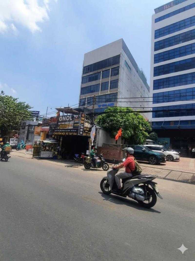 Bán khuôn đất mt ung văn khiêm dt 20mx95m, giá 145 tỷ p25 q bình thạnh vuông vức, phong thuỷ tốt 