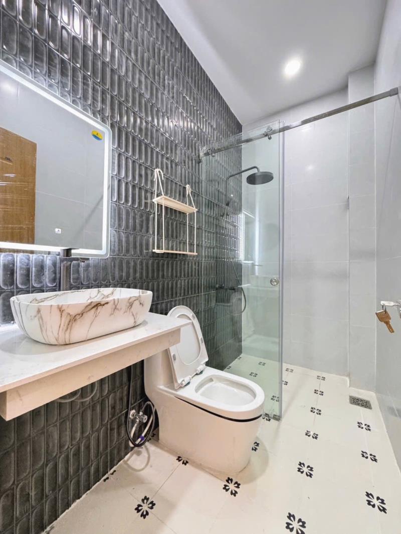 Bán nhà bình tân - ngay gần tân phú - 4x13, 2 tầng chỉ nhỉnh 5 tỷ - 4