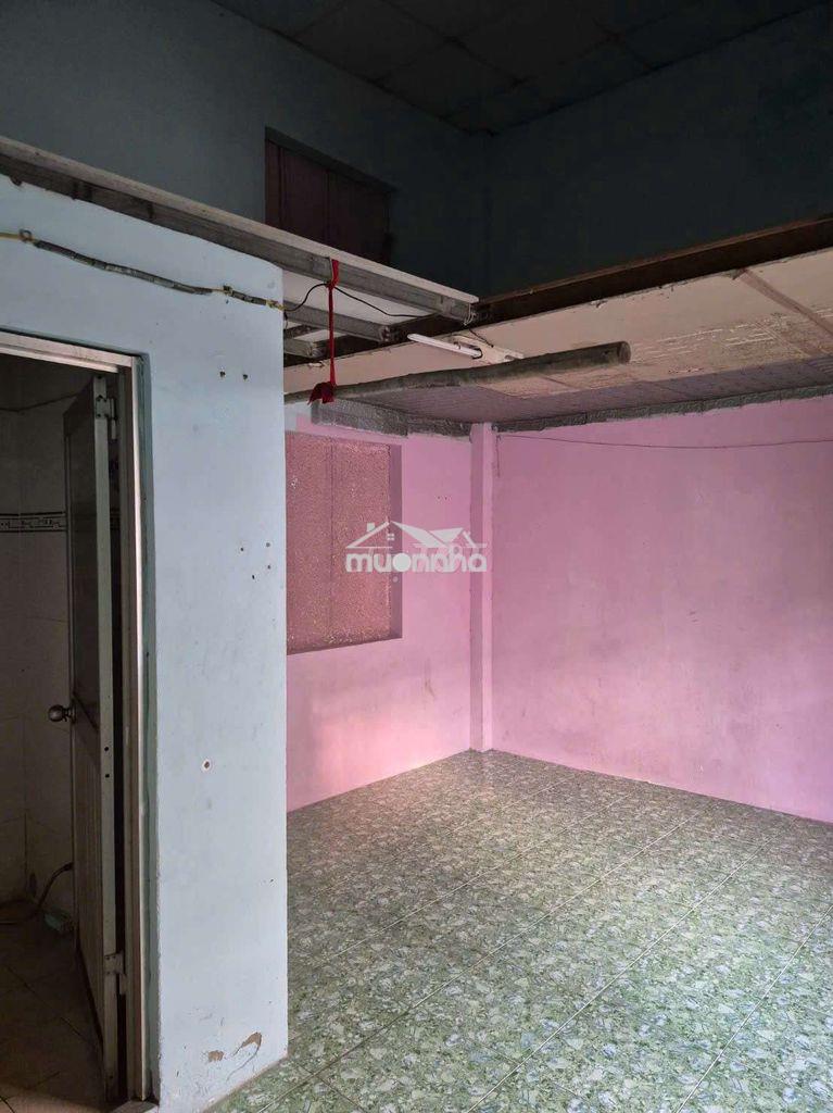 Nhà góc 2mt thích hợp ở đông người ,mở tiệm làm nghề ,buôn bán nhỏ - 4