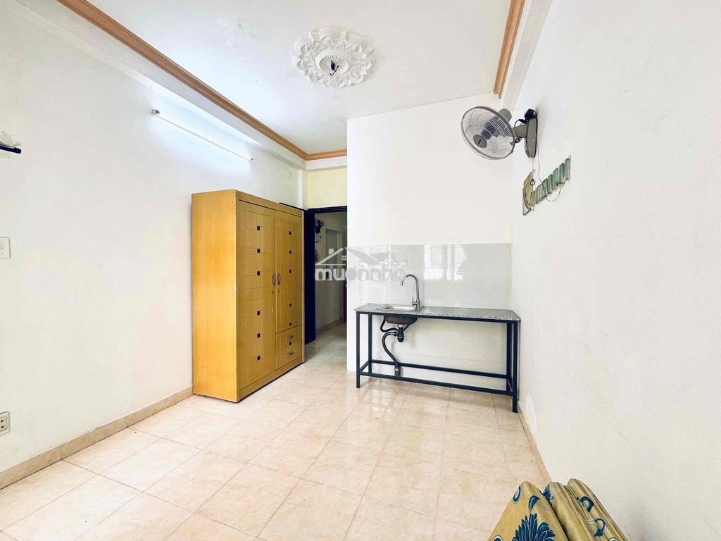 Phòng trọ hssv ngay chợ hoà hưng, cmt8 gần huflit, bách khoa quận 10 - 3