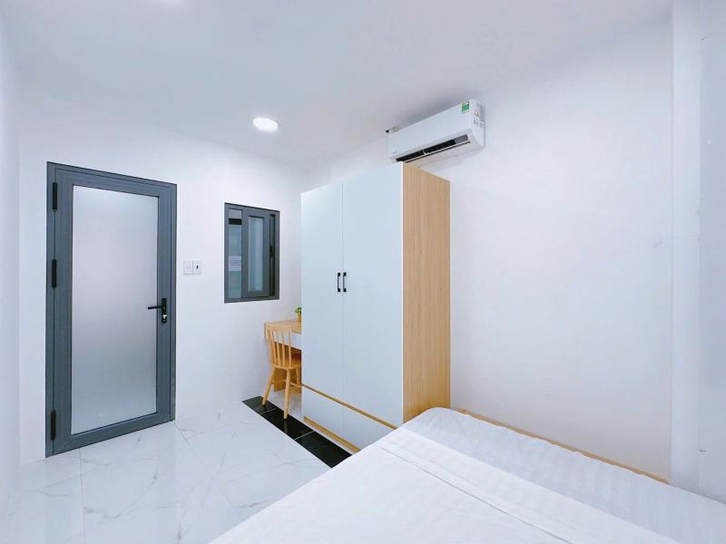 Cho thuê căn hộ 3pn - thang máy - đhhutech - văn lang - vincome nguyễn xí - 4