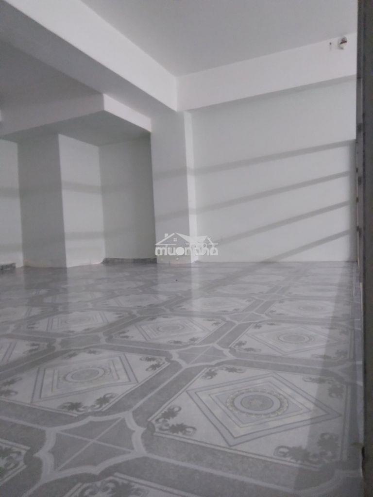 Chính chủ, phòng đẹp, thoáng mát, có cửa sổ lớn, 14m2 & gác rộng 6m2. - 4