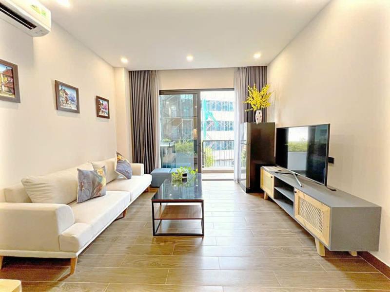 Cho thuê cc mini 1pn 1pk ban công gần sân bay - đh swinburne