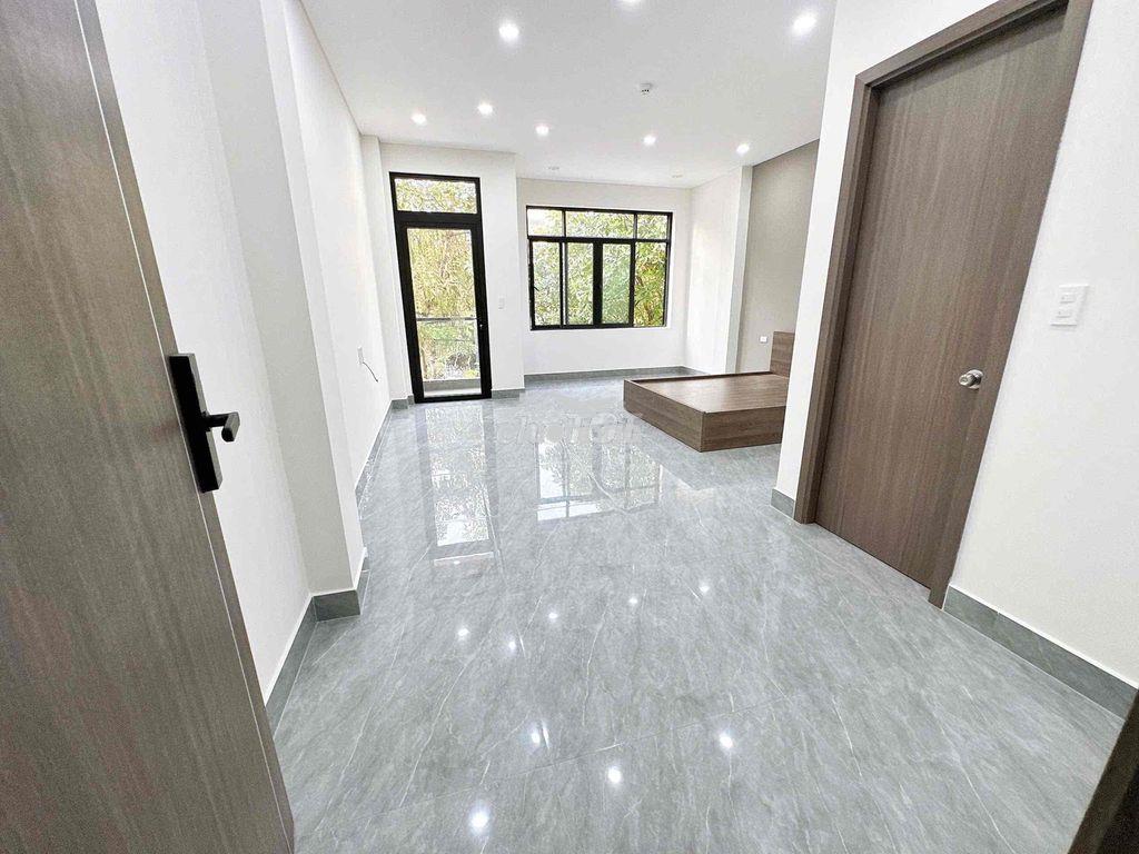 Ban công tên lửa, bếp rộng - 2