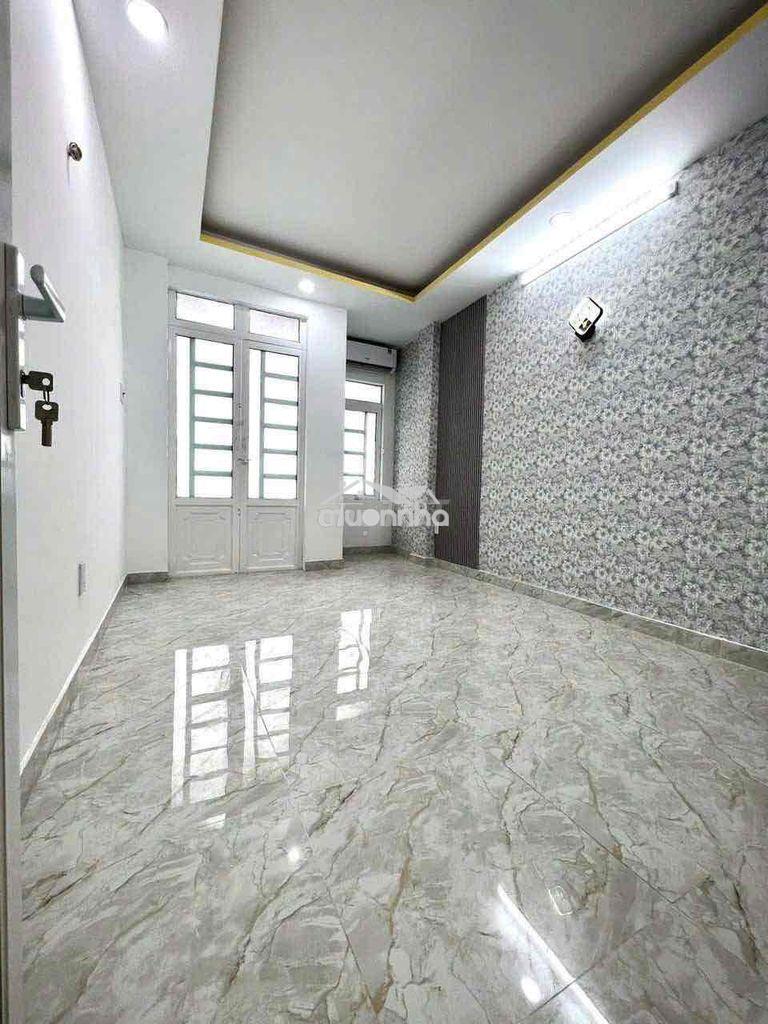 Nguyên căn ô tô gần nhà khu dân cư an ninh 2pn giá 7tt - 3