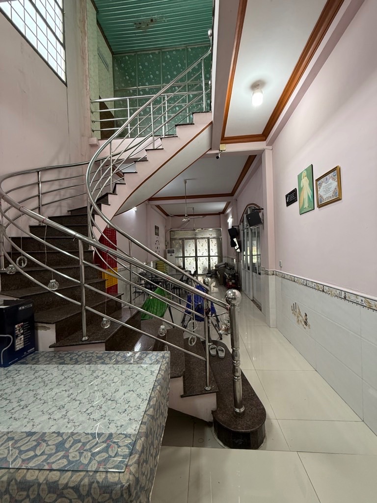 Bán nhà mặt tiền quốc lộ 22 – giáp quận 12 – 89m² – 6,5tỷ  - 4