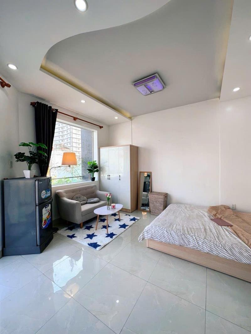 Studio full nội thất - máy giặt, wifi riêng - ban công - ngay dh iuh, văn lang - sát đại lộ phạm văn đồng
