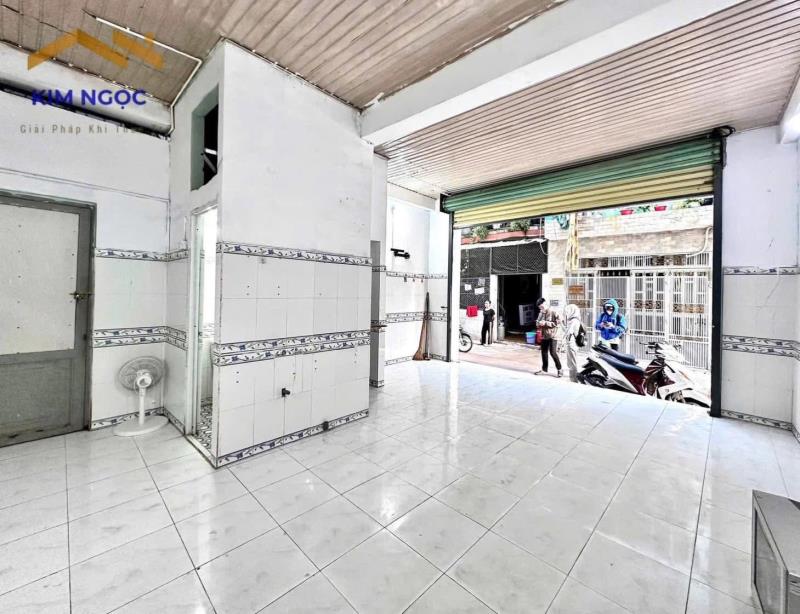 Mặt bằng kinh doanh 5tr5 gần trường công thương  - 3