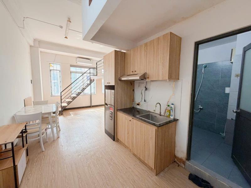 Cho thuê căn duplex - cửa số trời, full nội thất - gần đh ufm, đh huflit