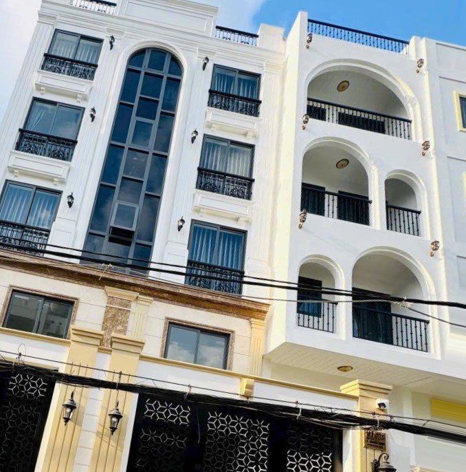 Bán tòa căn hộ dịch vụ mới 2025 - thu nhập 350tr/tháng - quận bình thạnh