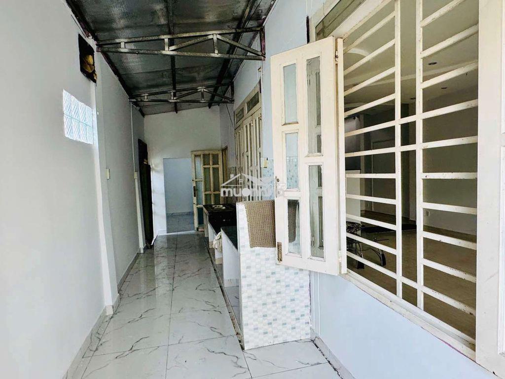 Chủ ngộp cần bán nhà rẻ như giá đất - 3