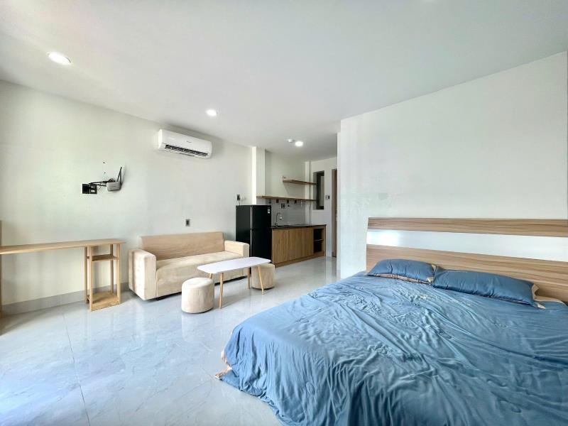 Căn hộ cho thuê 1 phòng ngủ ban công rộng, không gian thoáng, căn hộ rộng tại nguyễn thượng hiền, gần phan xích long và quận 3 - 2