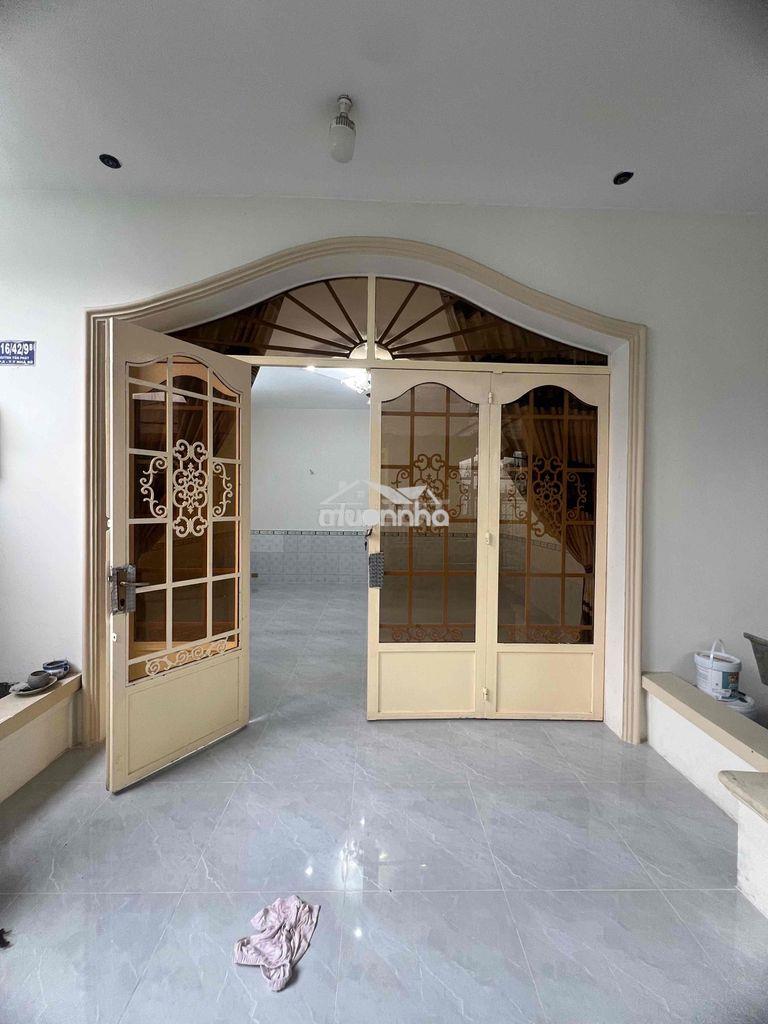 Nhanh tay thì còn nhà diện tích rộng 4 pn hẻm sát cầu phú xuân