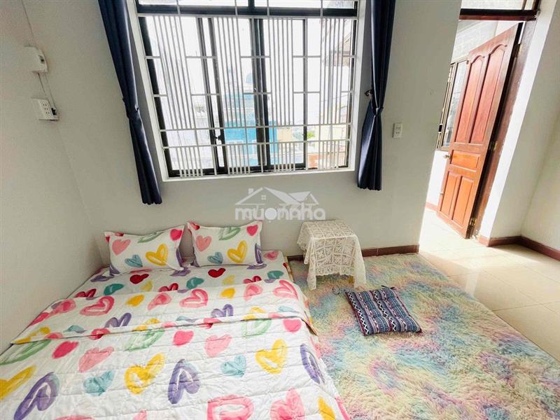 Phòng ban công máy lạnh ngay chu văn an bình thạnh