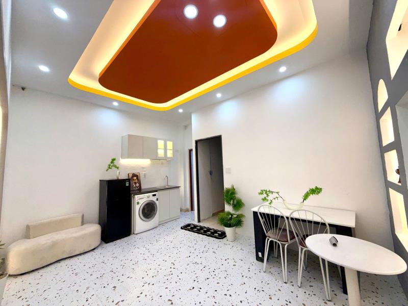 Căn hộ tân bình 2pn 1pk full nội thất hiện đại có cửa sổ ban công lớn thuận tiện đi sân bay, cộng hòa, trường chinh và q3, q10 - 2
