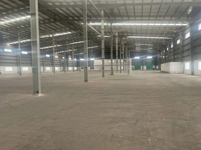 Cho thuê kho xưởng tổng dt 25.000m2 (kho 15.000m2 + sân 5000m2 + vp 200m2) - pccc tự động - 3