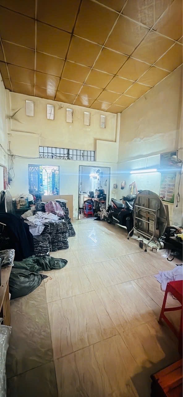 Đường xe tải 4x24 ngay liên khu 4-5, nhà c4 tiện xây mới chỉ hơn 5 tỷ - 4